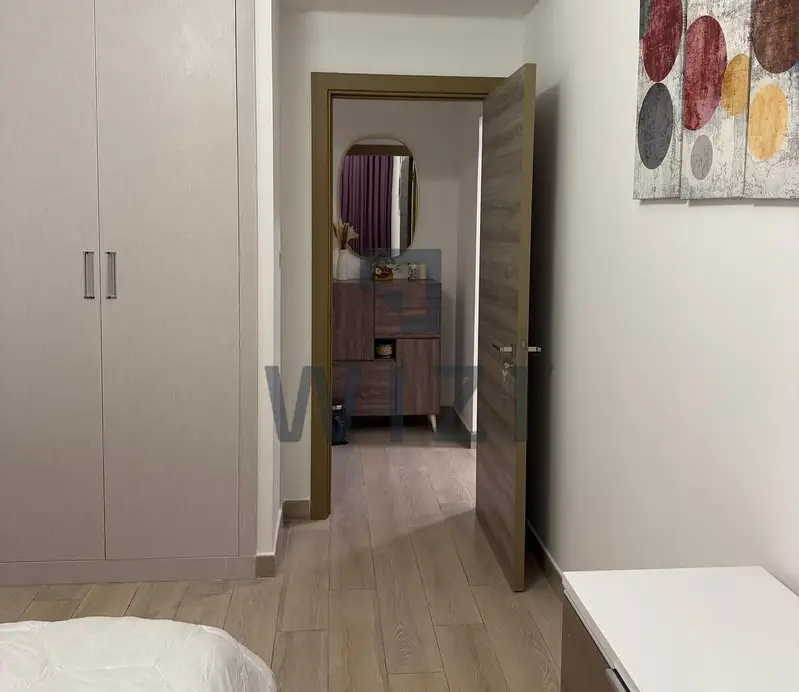 Furnished | City View | Mid Floor