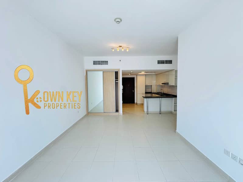 Beautiful Studio | 12 Cheques | Ready To Move