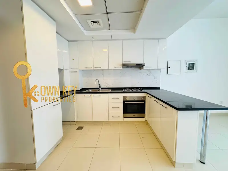 Beautiful Studio | 12 Cheques | Ready To Move