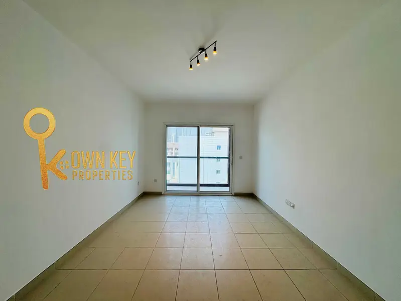 Beautiful 1BHK | 12 Cheques | Ready To Move