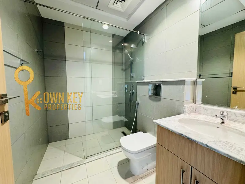Beautiful 1BHK | 12 Cheques | Ready To Move