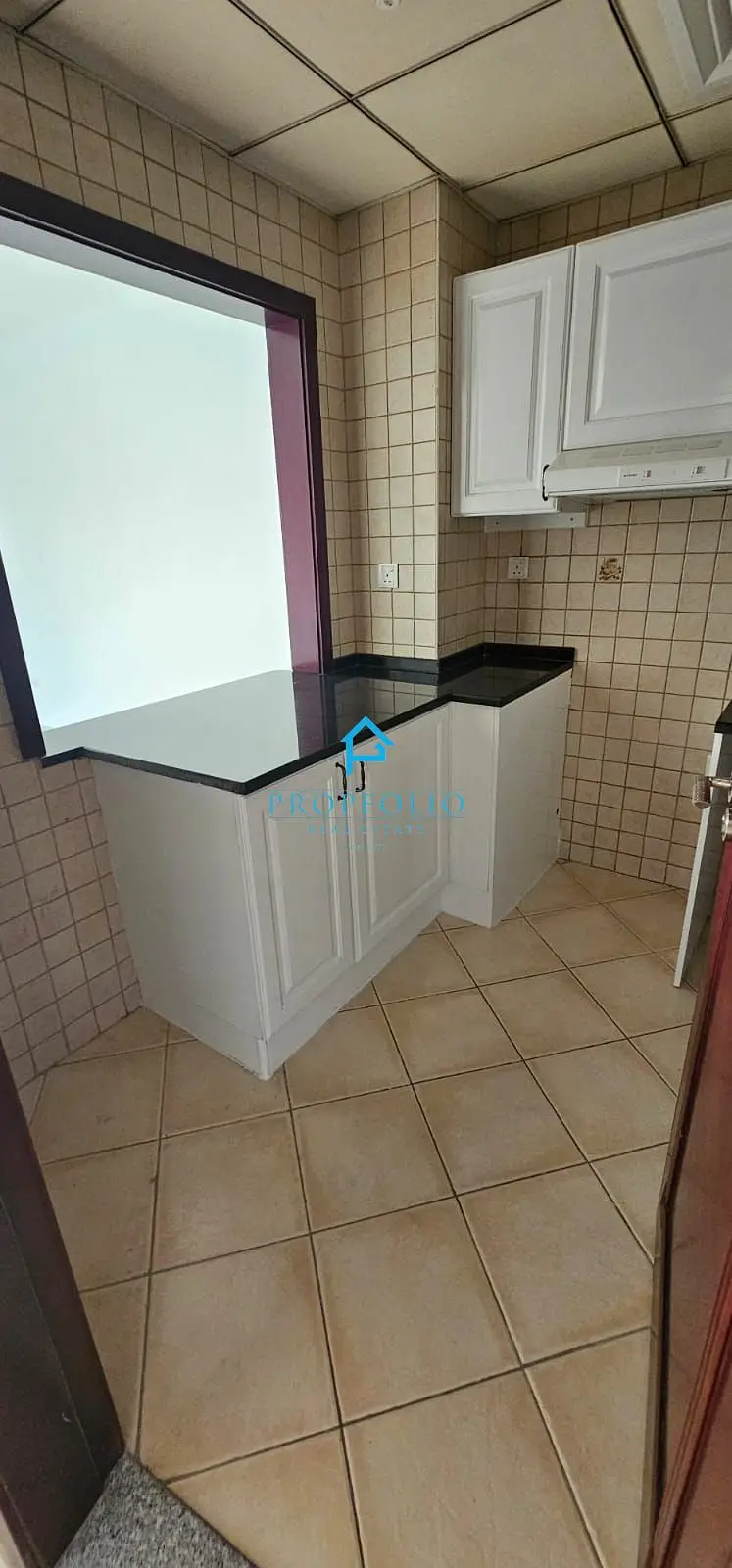 Semi Closed Kitchen I Spacious I No Balcony