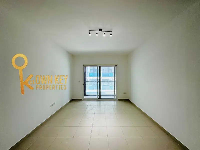 Beautiful 1BHK | 12 Cheques | Ready To Move
