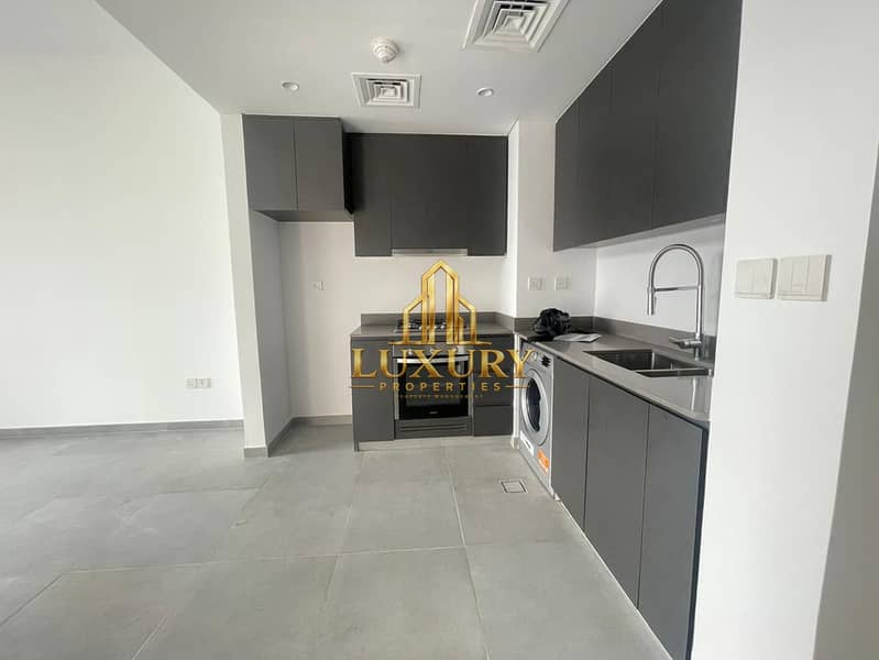 4 Brand-New 1-Bedroom Apartment | High Floor | Premium Living | Tiraz, Aljada