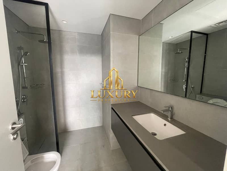 12 Brand-New 1-Bedroom Apartment | High Floor | Premium Living | Tiraz, Aljada