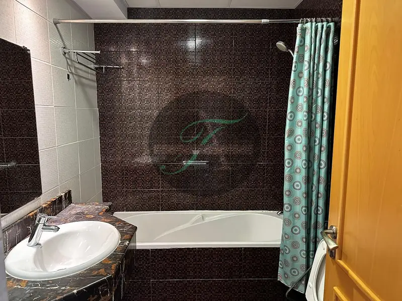 Dubai Marina 1BR | Zumurud Tower | Balcony & City View