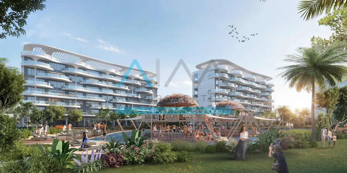 Waterfront Studio | Sorrento | Pool-Facing