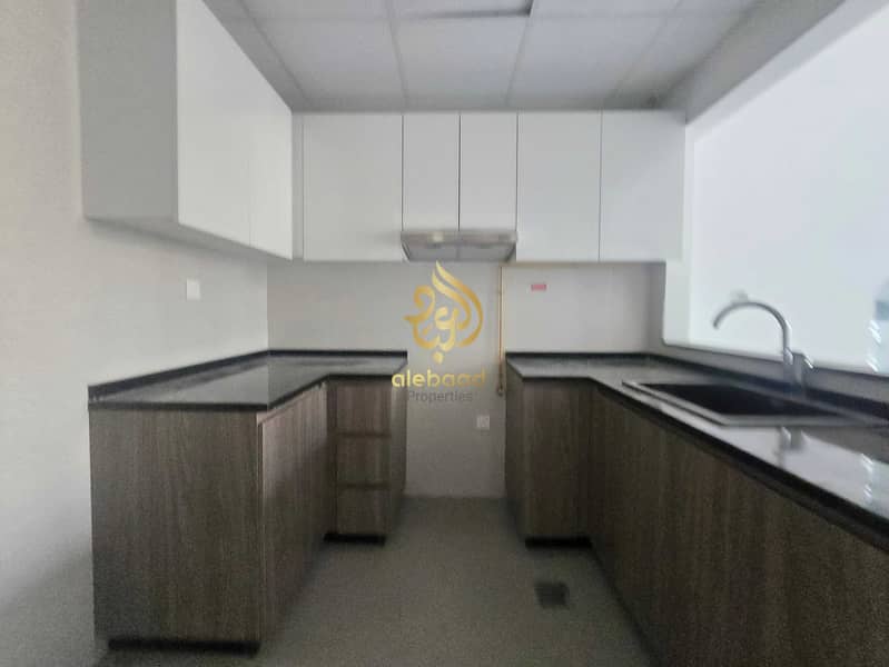 Brand New Modern 1 Bedroom !! Balcony !!All Amenities