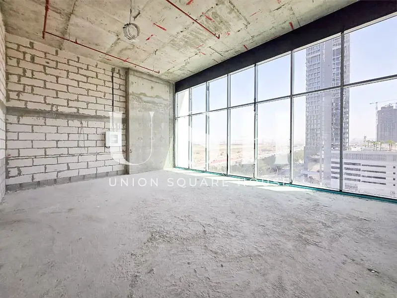 Shel| & Core| Easy Entry & Exit To Al Khail | Burj View