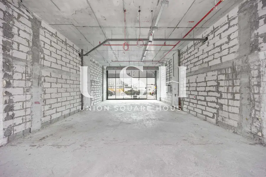 Premium Retail Shops| Main Road| High End Visibility