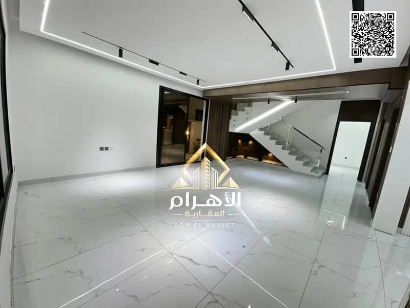 25 872294664-1066x800. webp