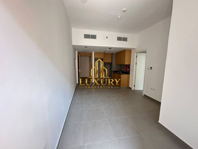 10 1BR Apartment with Balcony | 750 Sqft | Mamsha Sharjah | AED 44,999