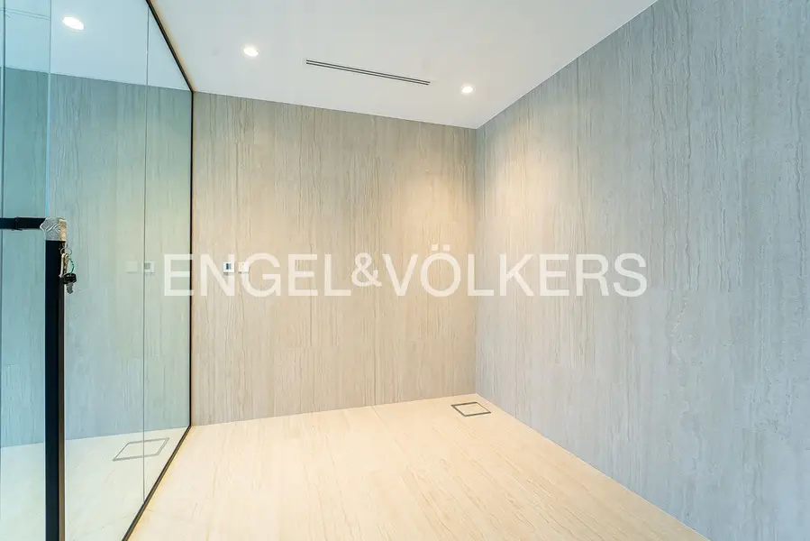 Grade A Office | Elegant Corporate Address