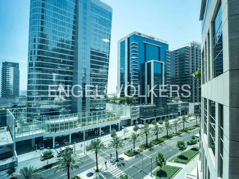 Fitted| | Furnished | Prime Location