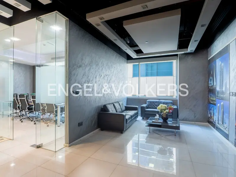 Fitted| | Furnished | Prime Location