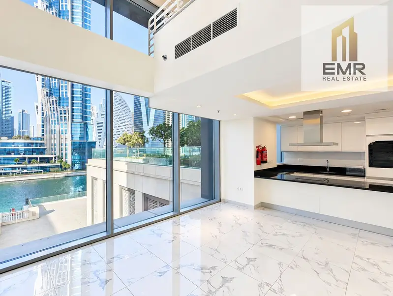 Luxurious Duplex Office | Fitted | 2 Parkings | Vacant