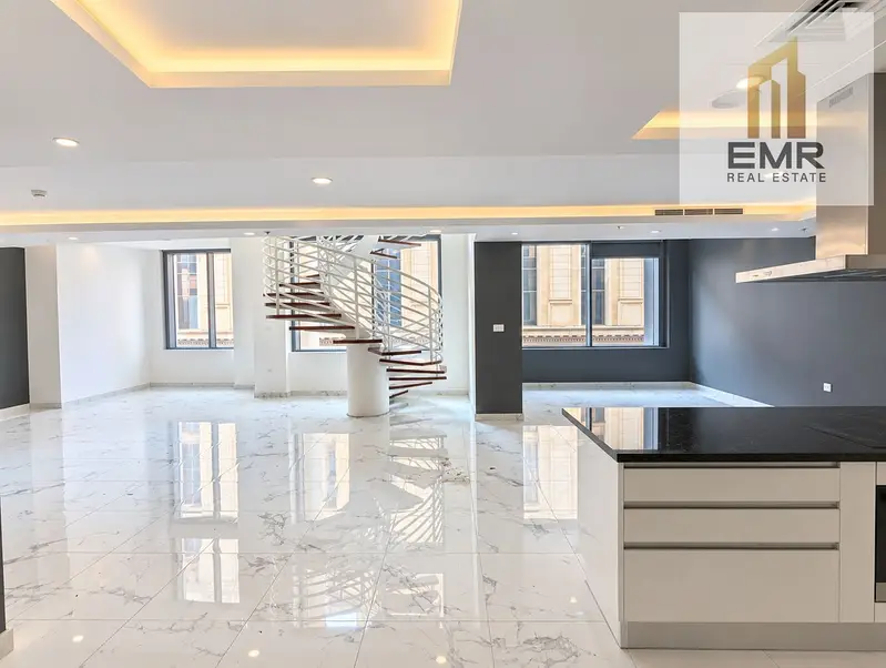 Vacant | Fitted Office | Luxury Location | 2 Parkings