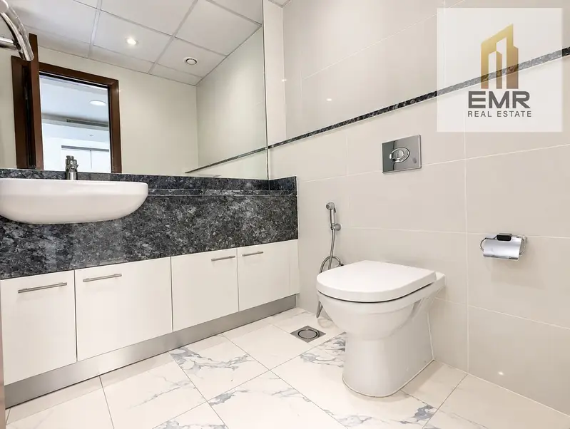 Vacant | Fitted Office | Luxury Location | 2 Parkings