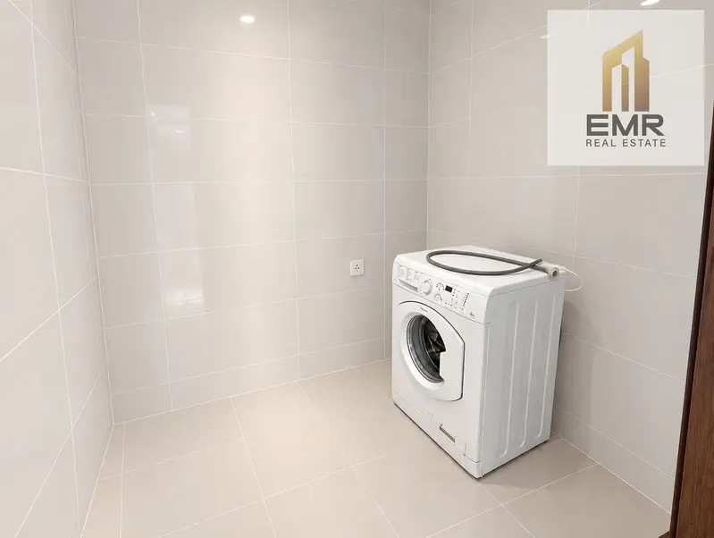 Vacant | Fitted Office | Luxury Location | 2 Parkings