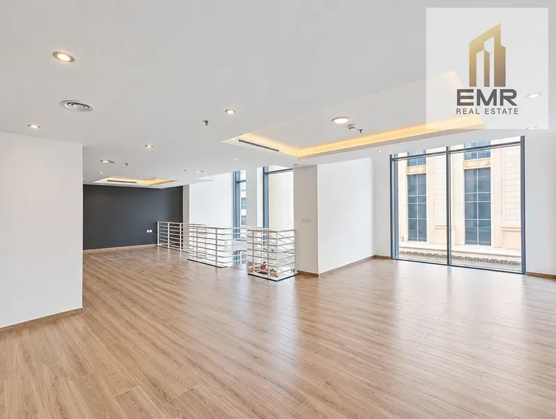 Vacant | Fitted Office | Luxury Location | 2 Parkings