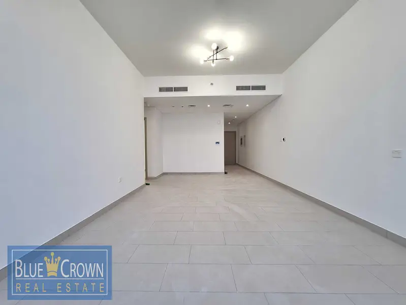 Luxury Apartment/Chiller Free/ One Month free/Close metro