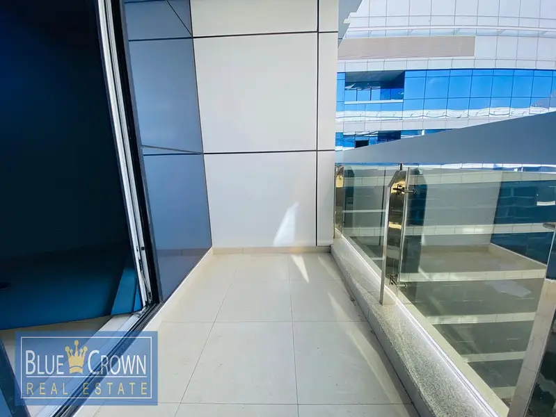 Luxurious 2BR Spacious Size With All Facility