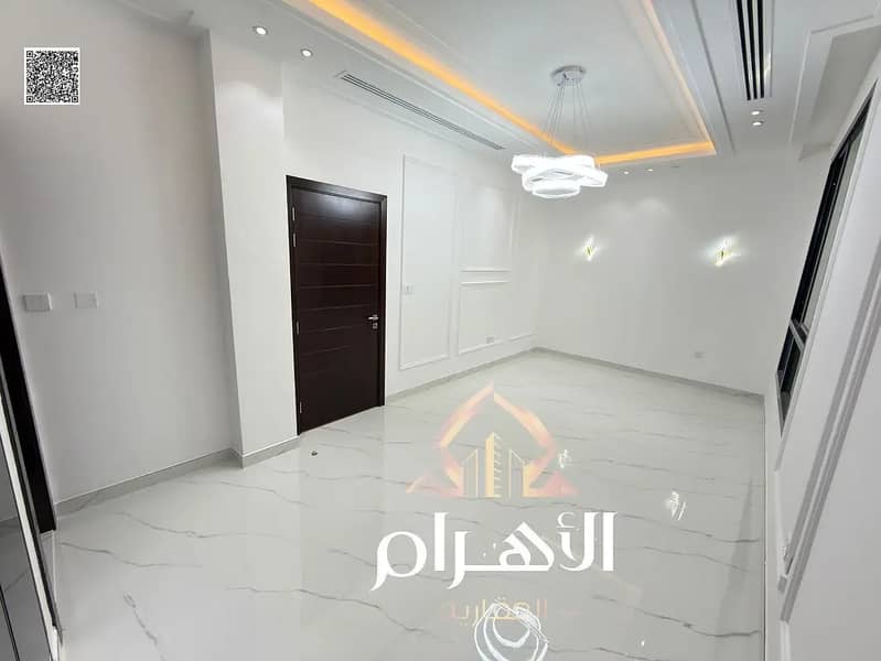 8 872291519-1066x800. webp