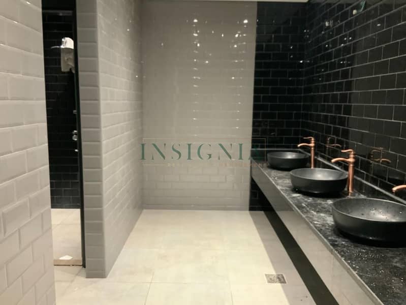 11 1000395947. jpg