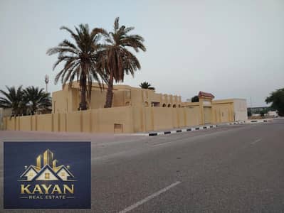 10+ Beds Villa for Rent in Al Rass, Umm Al Quwain - WhatsApp Image 2026-10-02 at 5.56. 30 PM. jpeg 10+ Beds Villa for Rent in Al Rass, Umm Al Quwain - WhatsApp Image 2026-10-02 at 5.56. 30 PM. jpeg