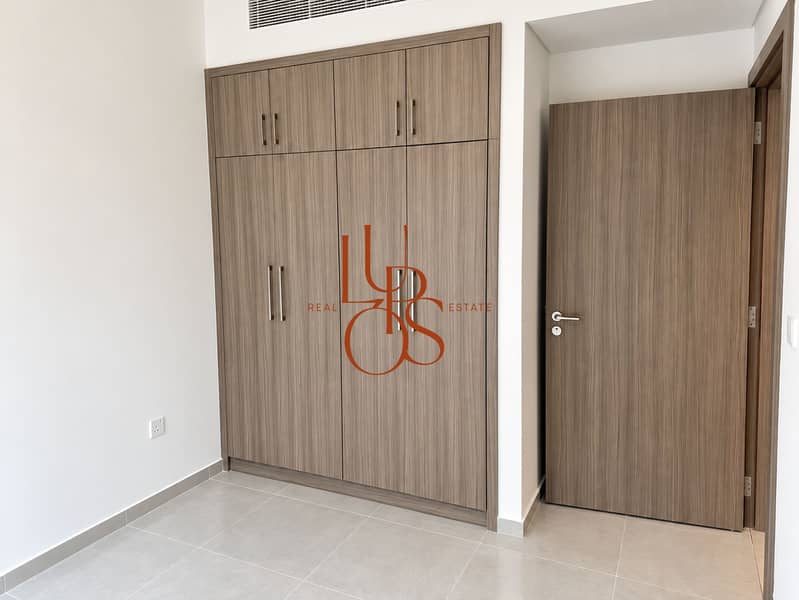 22 12_Lupos_Townhouse. jpg