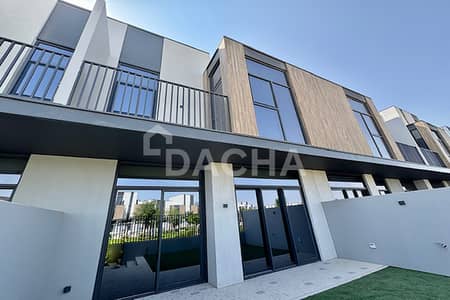 3 Bedroom Villa for Rent in Mudon, Dubai - Spacious 3Bed | Park View | Prime Location 3 Bedroom Villa for Rent in Mudon, Dubai - Spacious 3Bed | Park View | Prime Location