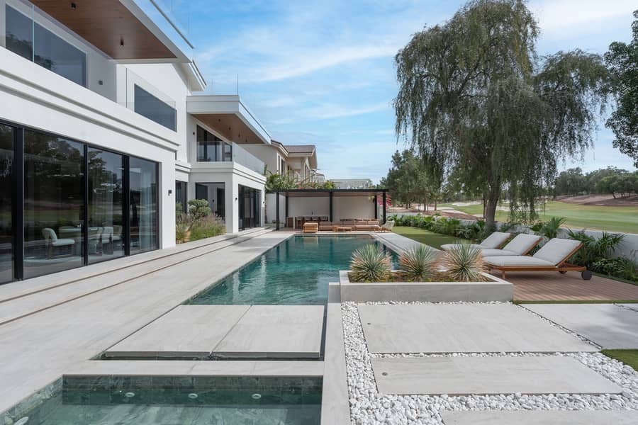 54 DSC00137-Edit. jpg