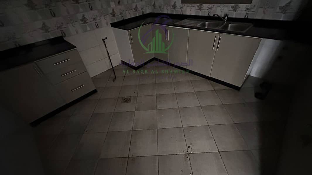 17 apartment-for-rent-3-bedroom-almmzr-alsharqh-kitchen-17. jpg