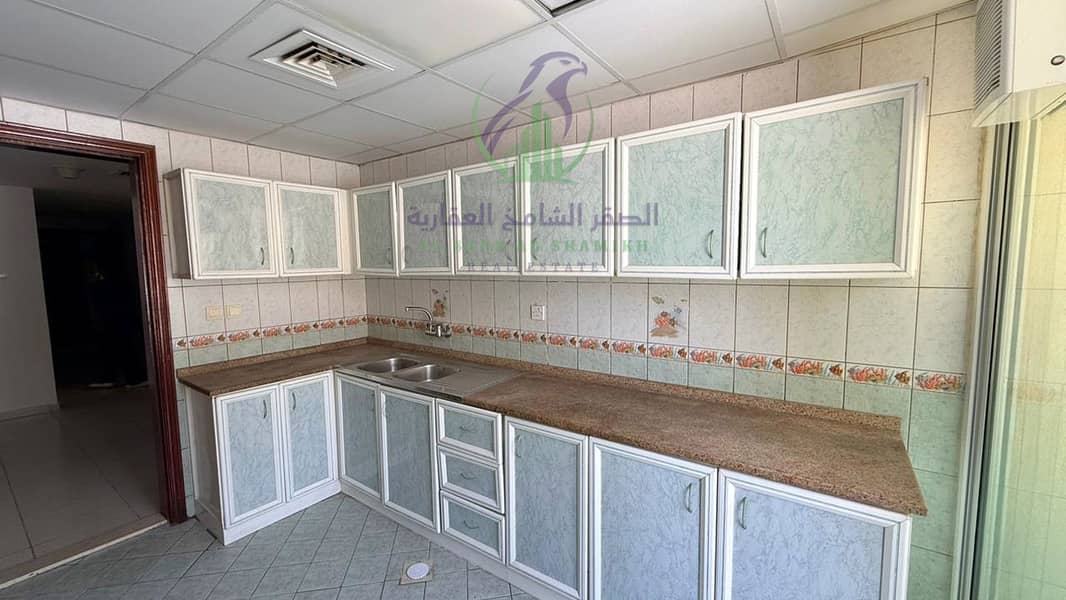 13 apartment-for-rent-2-bedroom-altaawn-alsharqh-kitchen-17. jpg