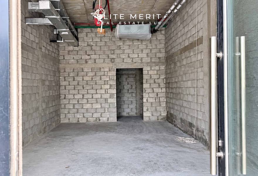 8 Unfinished Industrial Room Interior. jpg