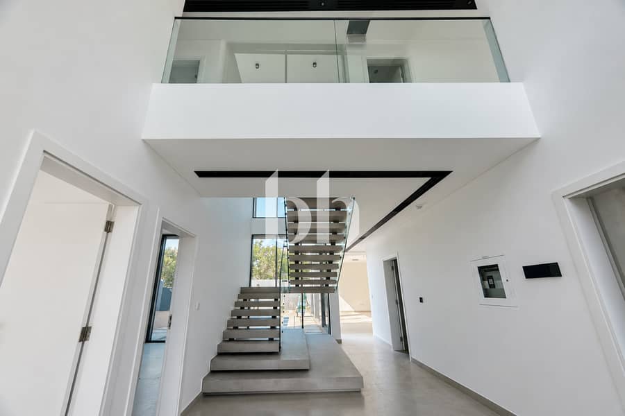 3 images image img