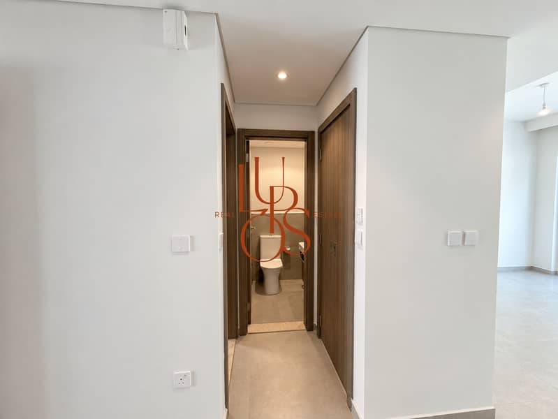 12 07_Townhouse. jpg