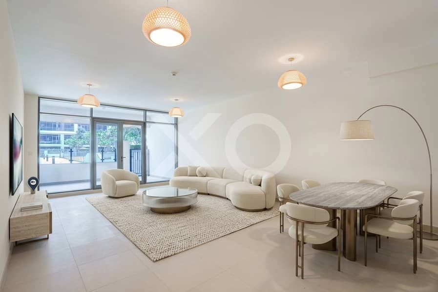 Virtually Staged — Luxury Formal Living Room / Salon Virtually Staged — Luxury Formal Living Room / Salon