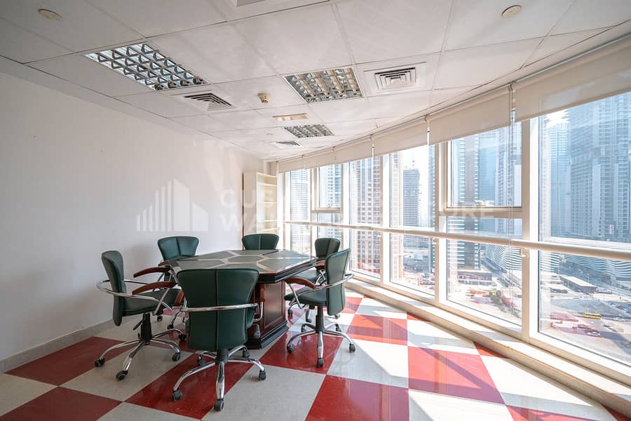 3 1611,-Goldcrest-Exec-8. jpg