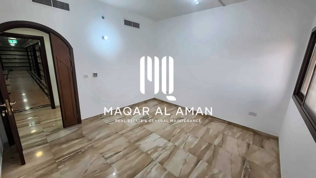 3 property_4k_05. jpg