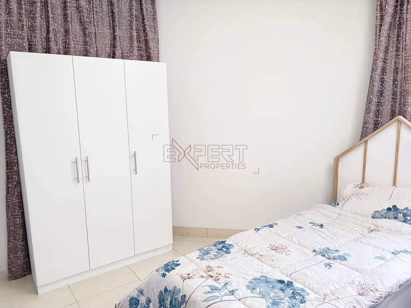 9 Image 9