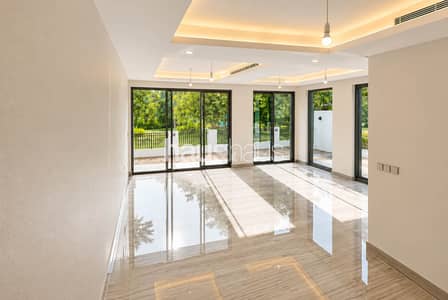 6 Bedroom Villa for Sale in DAMAC Hills, Dubai - Corner Plot | Single Row | Motivated Seller 6 Bedroom Villa for Sale in DAMAC Hills, Dubai - Corner Plot | Single Row | Motivated Seller