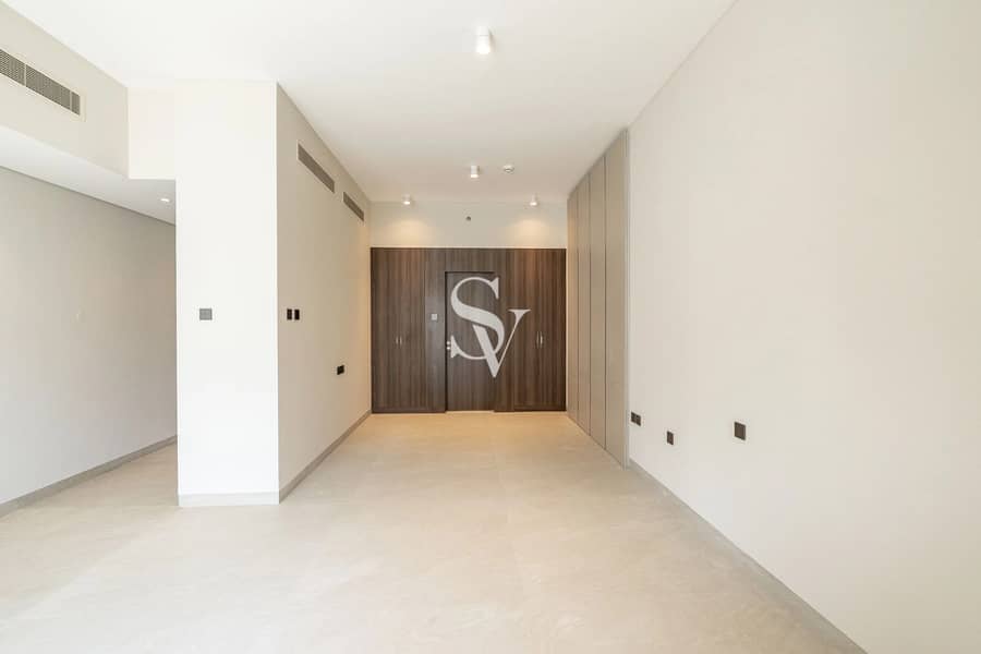 Corner Studio | Rented | Convertible 1BR Corner Studio | Rented | Convertible 1BR