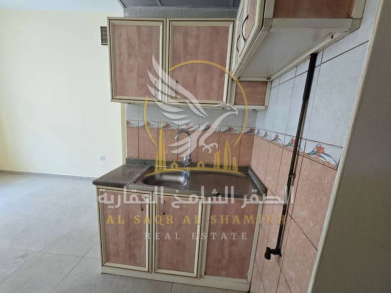 7 apartment-for-rent-property-08. jpg