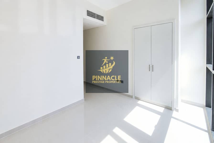 4 Minimalist Sunlit Apartment Interior. png