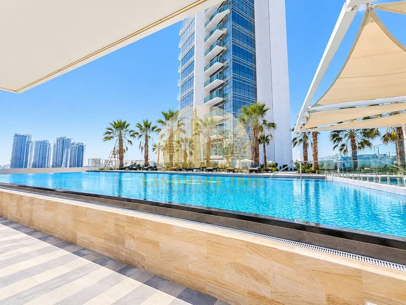 8 Luxury High-Rise Infinity Pool Retreat. png