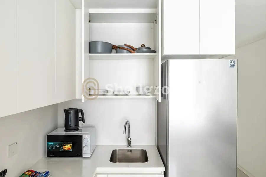 COZY MODERN STUDIO | CUBIX