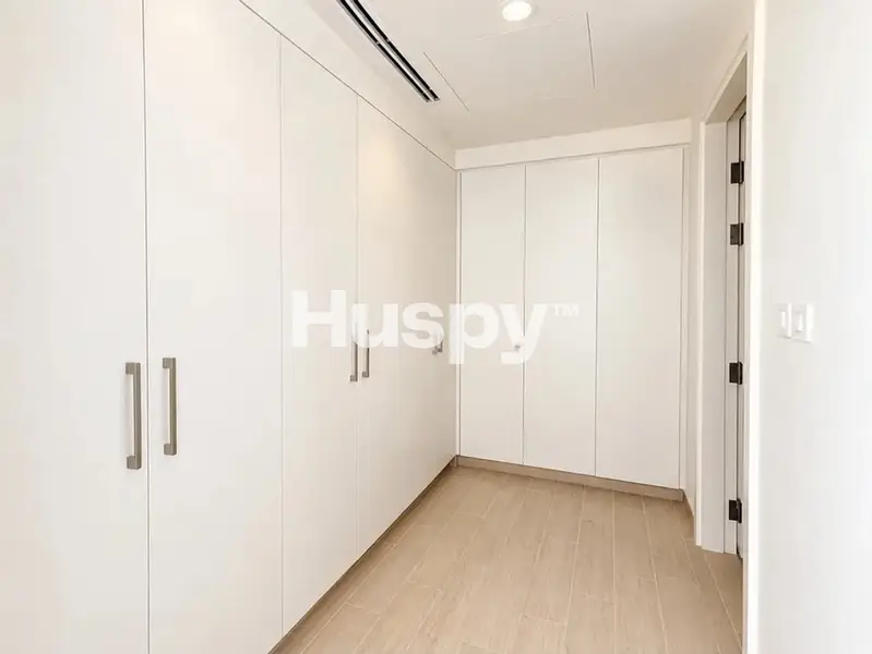 Golf View | Single Row | Furnished