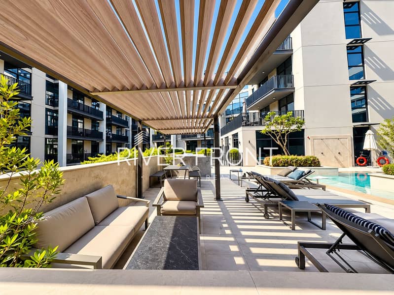 11 Modern Pergola Poolside Retreat. png