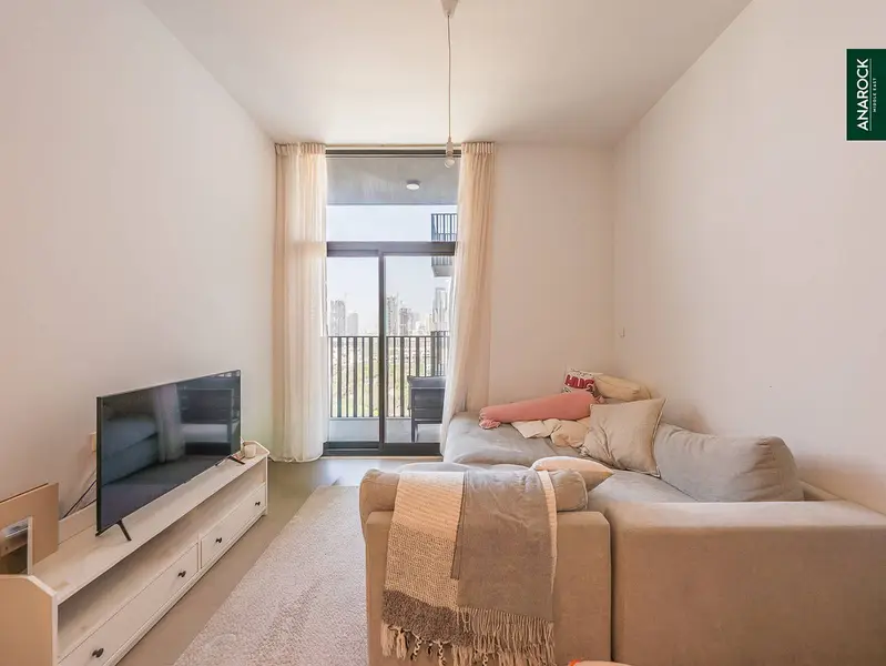 Park View | High Floor | Laundry and Storage Room